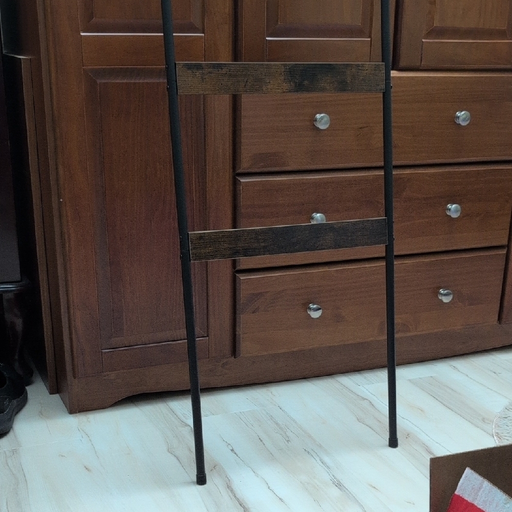 Black and Brown Ladder Quilt Rack - Picture 3 of 9